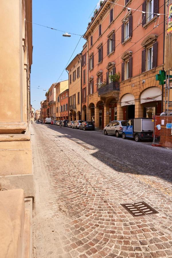 Italian Design Small Attic Болонья Экстерьер фото