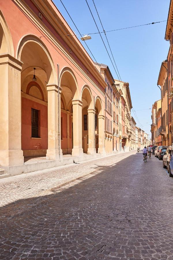 Italian Design Small Attic Болонья Экстерьер фото